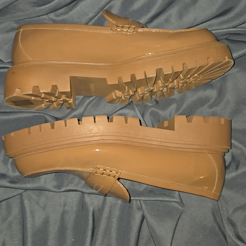 Aldo sleek loafers